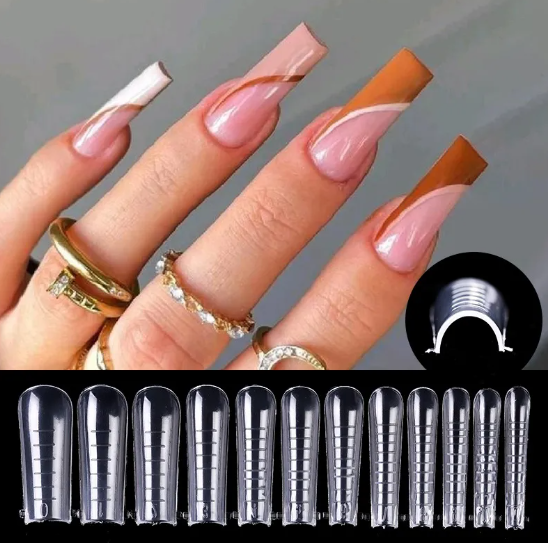 Ongles carrés longs posés au pop it, nail art blanc et caramel