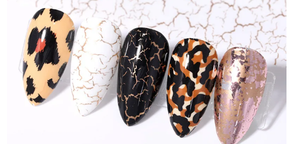 Cinq ongles décorés à la feuille de transfert : léopard, craquelé et effet métal